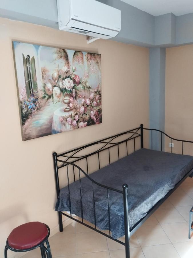 Cozy Apartment In テッサロニキ エクステリア 写真